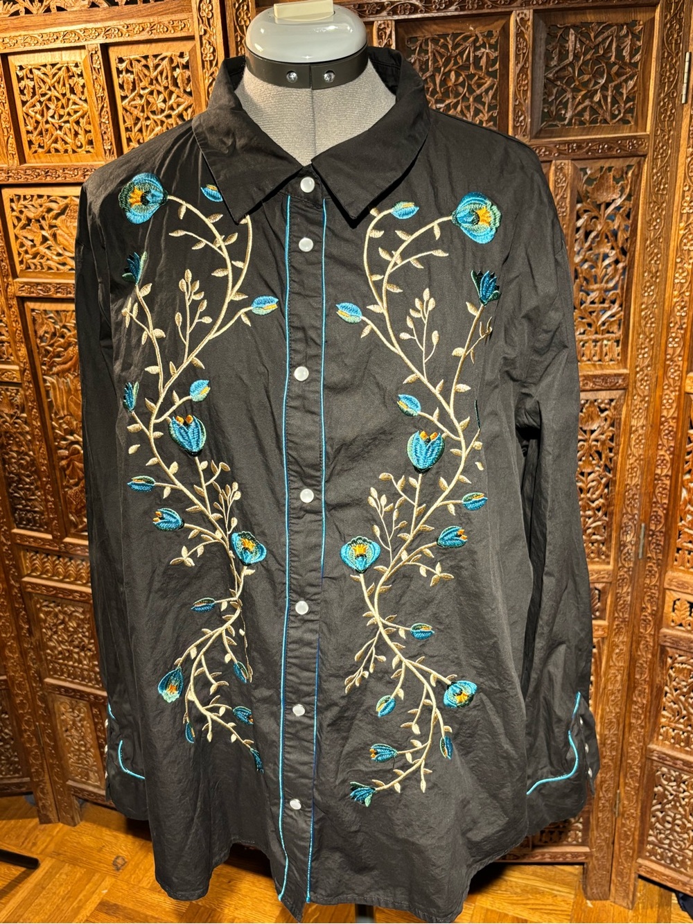 Embroidered Black Women's Button-Up Shirt with Turquoise Floral Accents